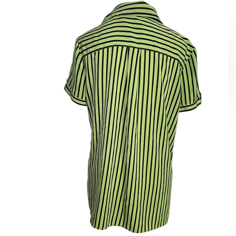 Unbranded Green & Black Striped Short Sleeve Button Down Shirt - Picture 2 of 11